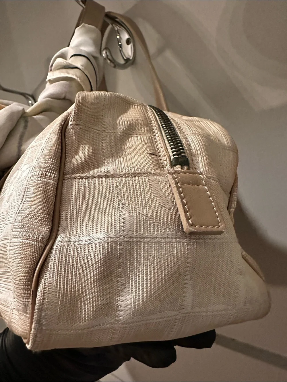 CHANEL beautiful neutral